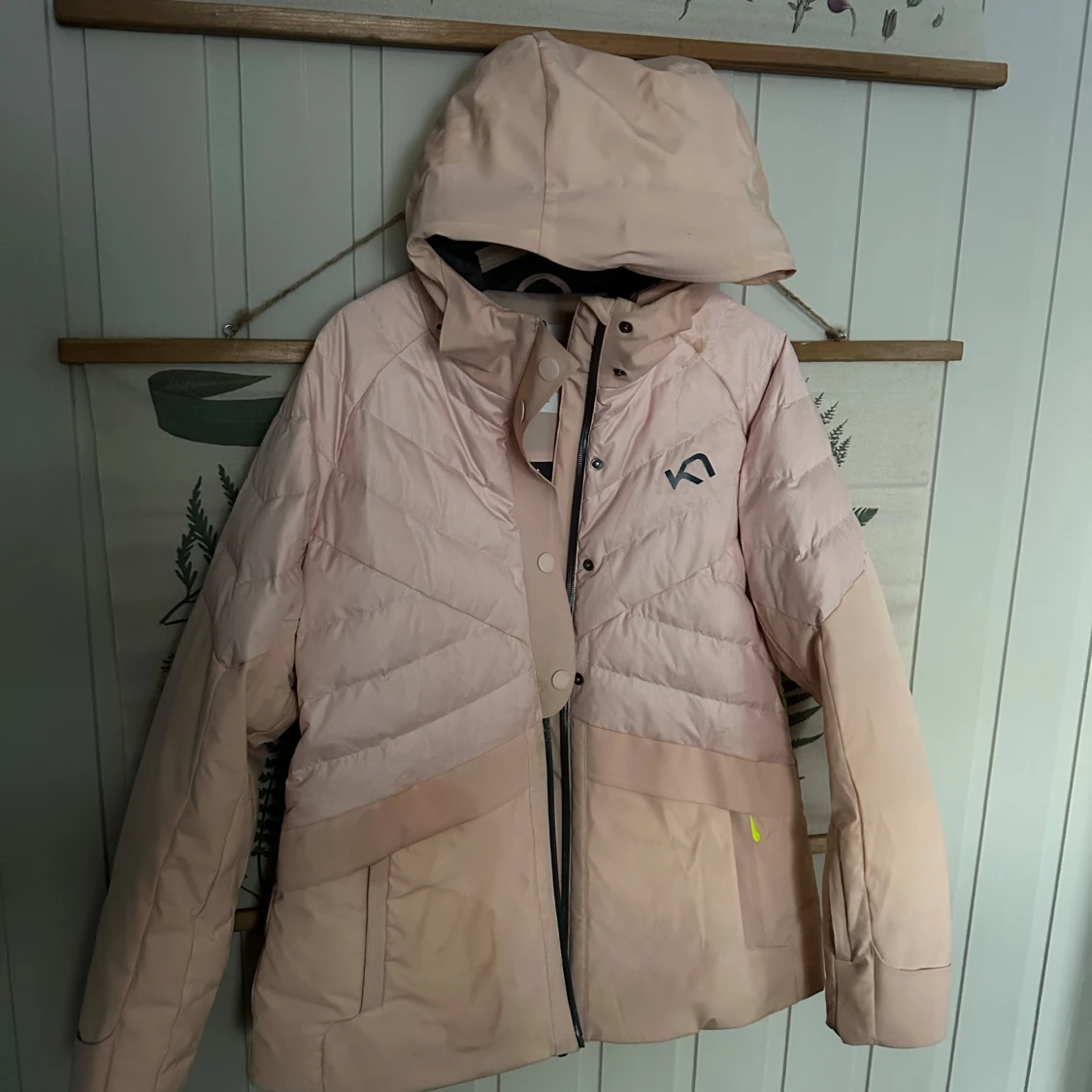 Ljusrosa dunjacka från Kari Traa - 93