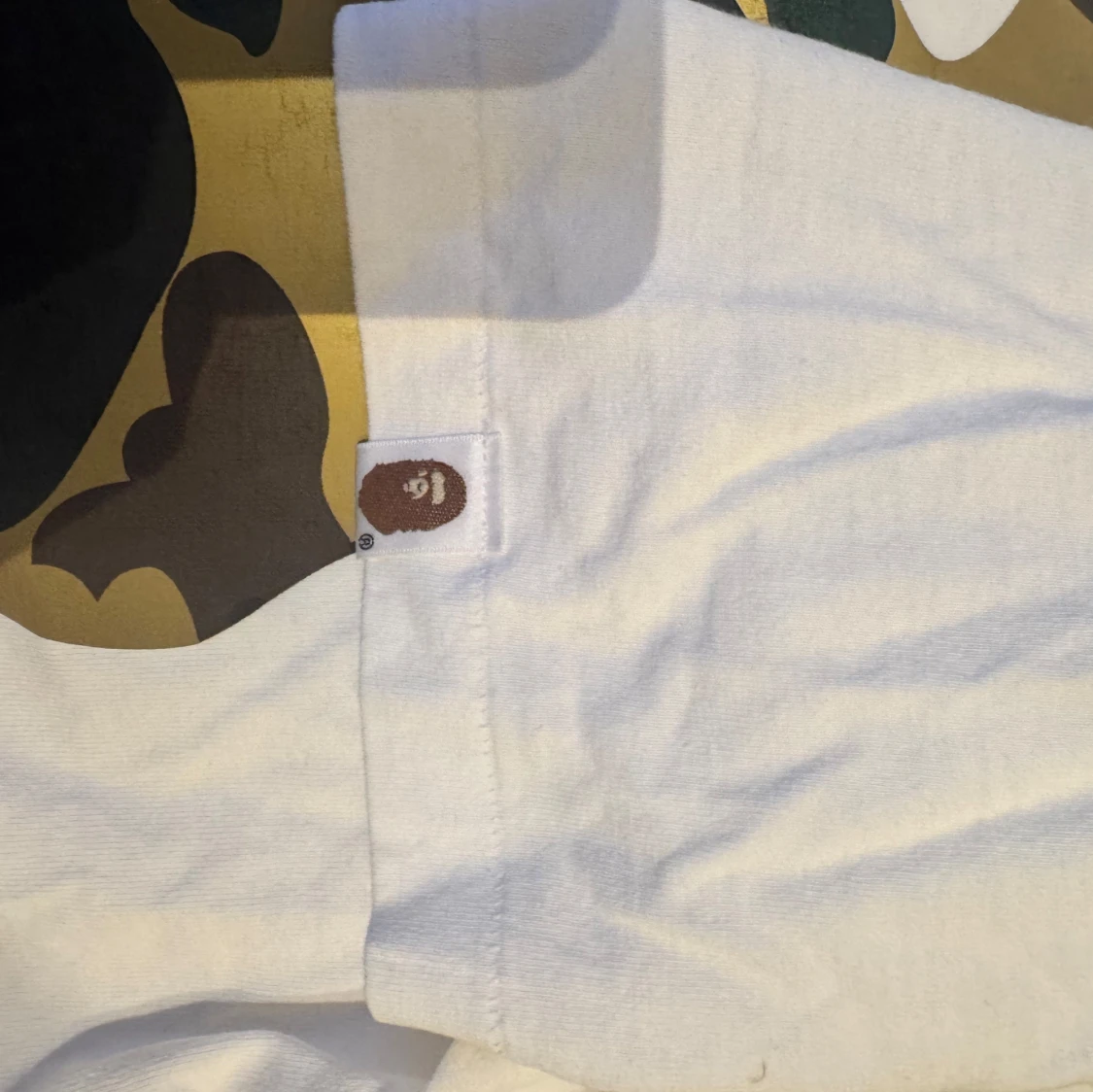 Vit t-shirt från A Bathing Ape - 92