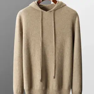 Egen tillverkade merino hoodie med bra kvalite. Alla storlekar finns, vid frågor kom dm.