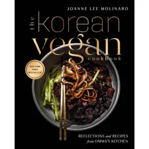 Korean cooking is synonymous with fish sauce and barbecue. But it's also all about ingredients like doenjang (fermented soybean paste), gochujang (chili sauce), dashima (seaweed), and more - ingredients that are fully plant-based, unbelievably flavourful, and totally Korean. In her debut cookbook, Korean Vegan Tiktok star Joanne Lee Molinaro shows how you can make delicious vegan food. With the intimate storytelling and stunning photography she's become known for on social media, The Korean Vegan Cookbook celebrates how deeply food and family shape our identity.    Format Inbunden   Omfång 335 sidor   Språk Engelska   Förlag Penguin USA   Utgivningsdatum 2021-10-12   ISBN 9780593084274  