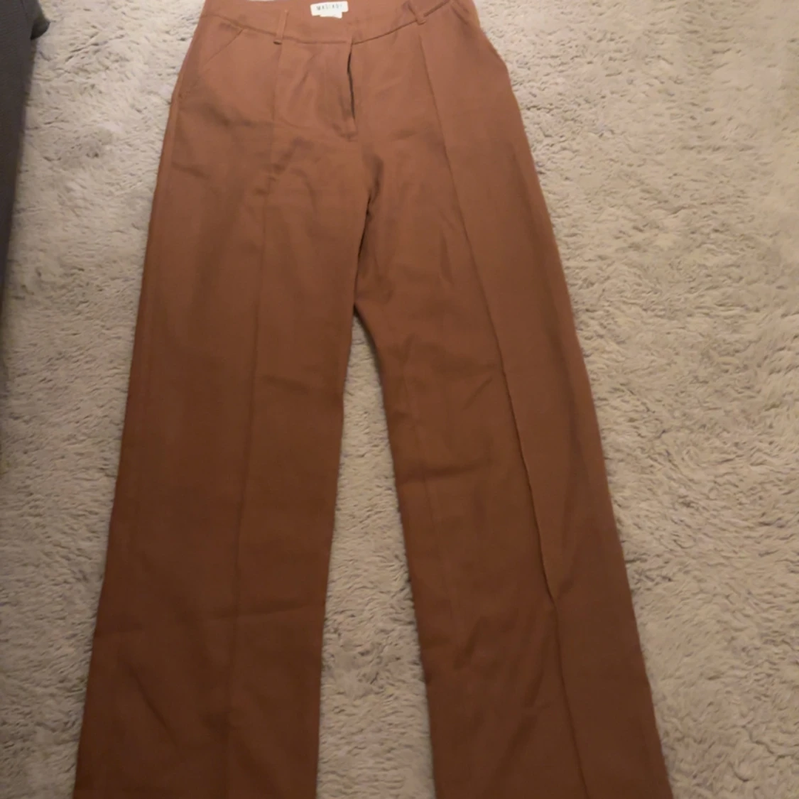 Kostymbyxor - Madlady