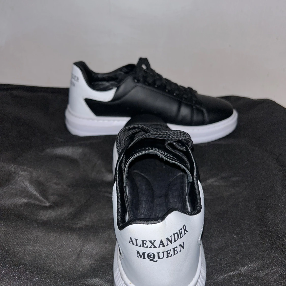 Alexander Mqueen  - 91