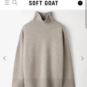 Softgoat Kashmir tröja  - Nyskick aldrig använd💓Säljer då jag inte tycker att jag passar i den ☺️uppskattar storleken till s-m, Pris kan diskuteras 