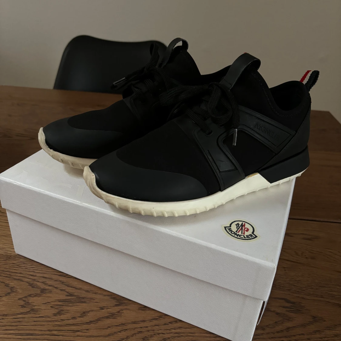 Moncler ”Emilia” sneakers 38,5