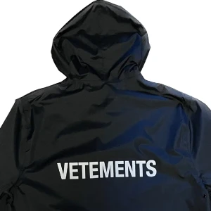 Vetements Raincoat - Fet regnjacka från eté 2016, Pret-a-porter 🔶Vetements!!🔶 
