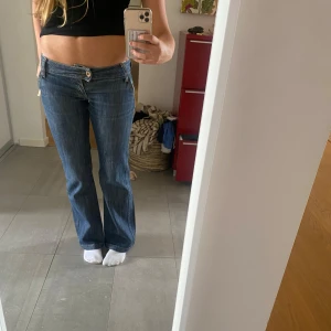 Vintage bootcut jeans - Fina vintage bootcut jeans. Storlek S och i jättebra skick. 