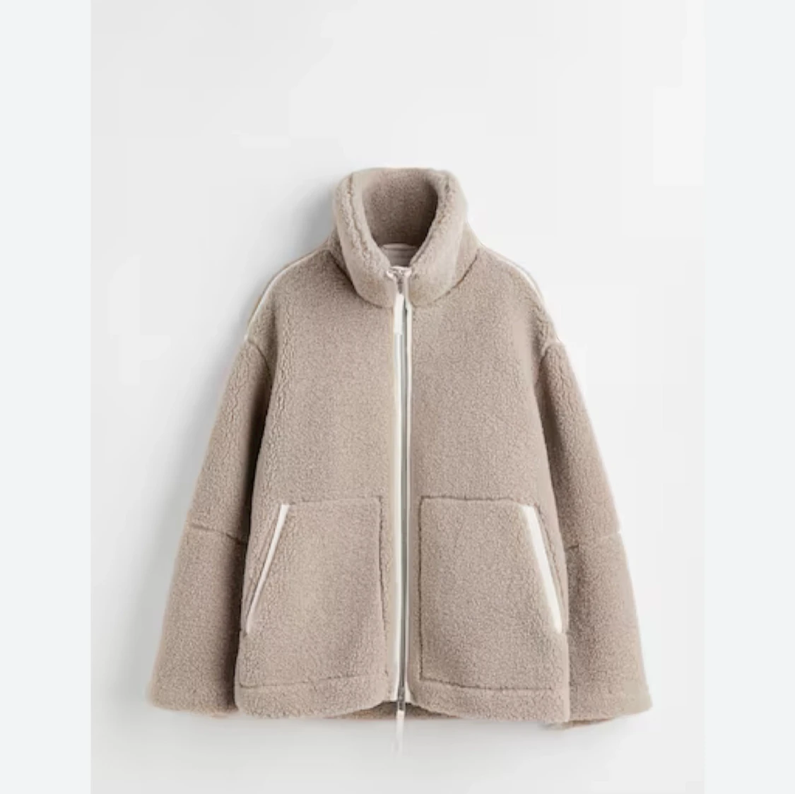 Söker denna jacka, strl S!