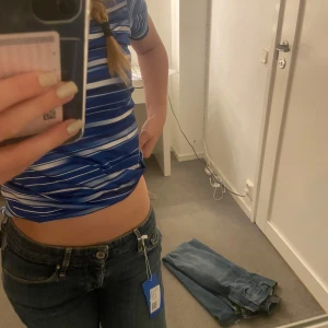 Levis jeans - Lågmidjade jeans från Levis Jätte snygga Pris kan diskuteras 