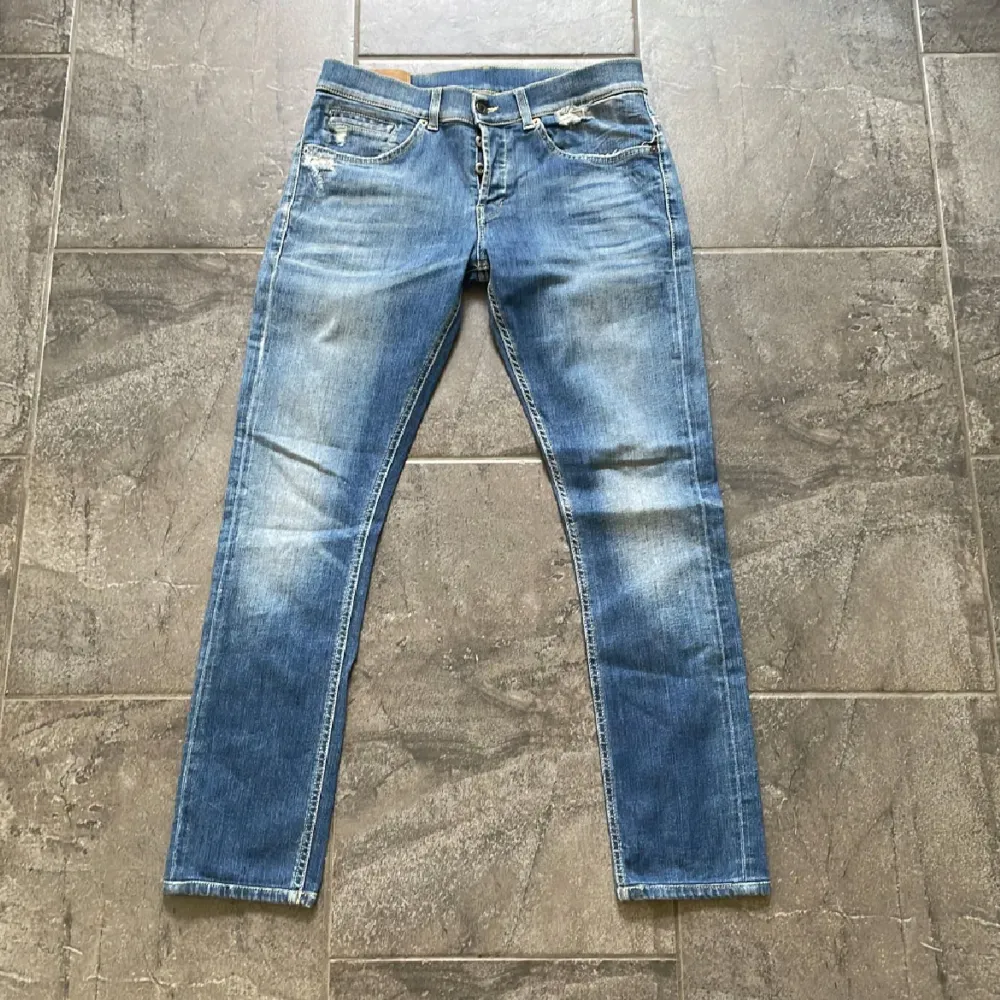 Dondup jeans storlek 31 Skick 9/10. Jeans & Byxor.