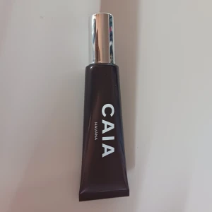 Bronzer från CAIA - Bronzer från CAIA. Använd endast en gång, priset kan alltid diskuteras:)