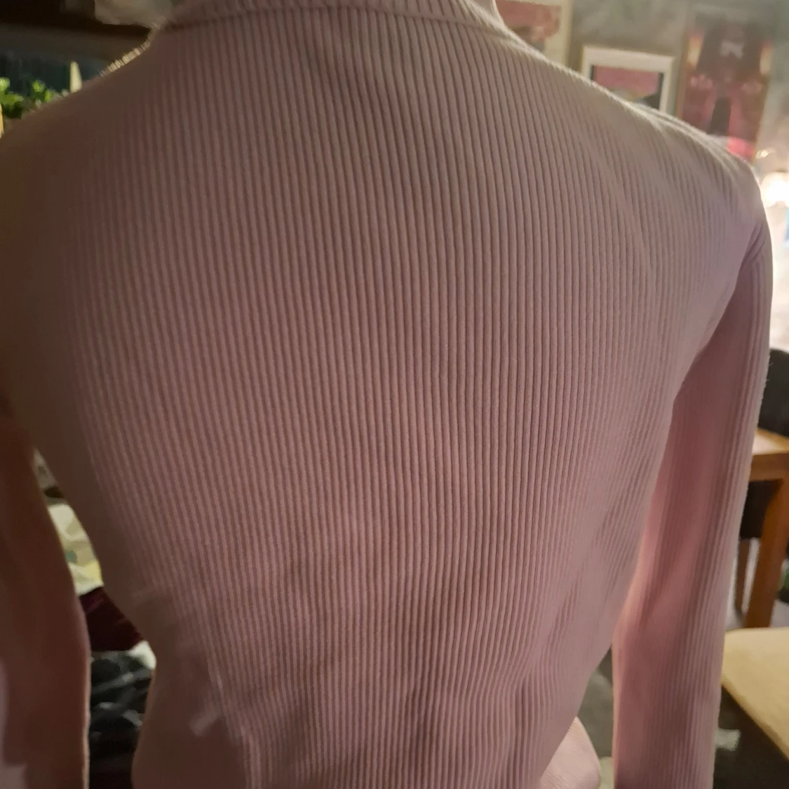 Ljusrosa ribbad polotröja från City Silk - 3