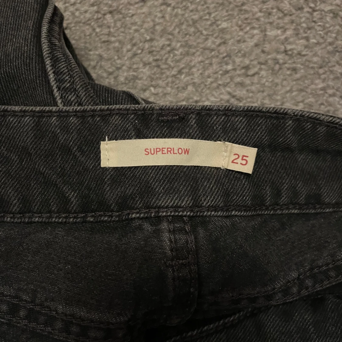 Svarta jeans från Levi's - 2