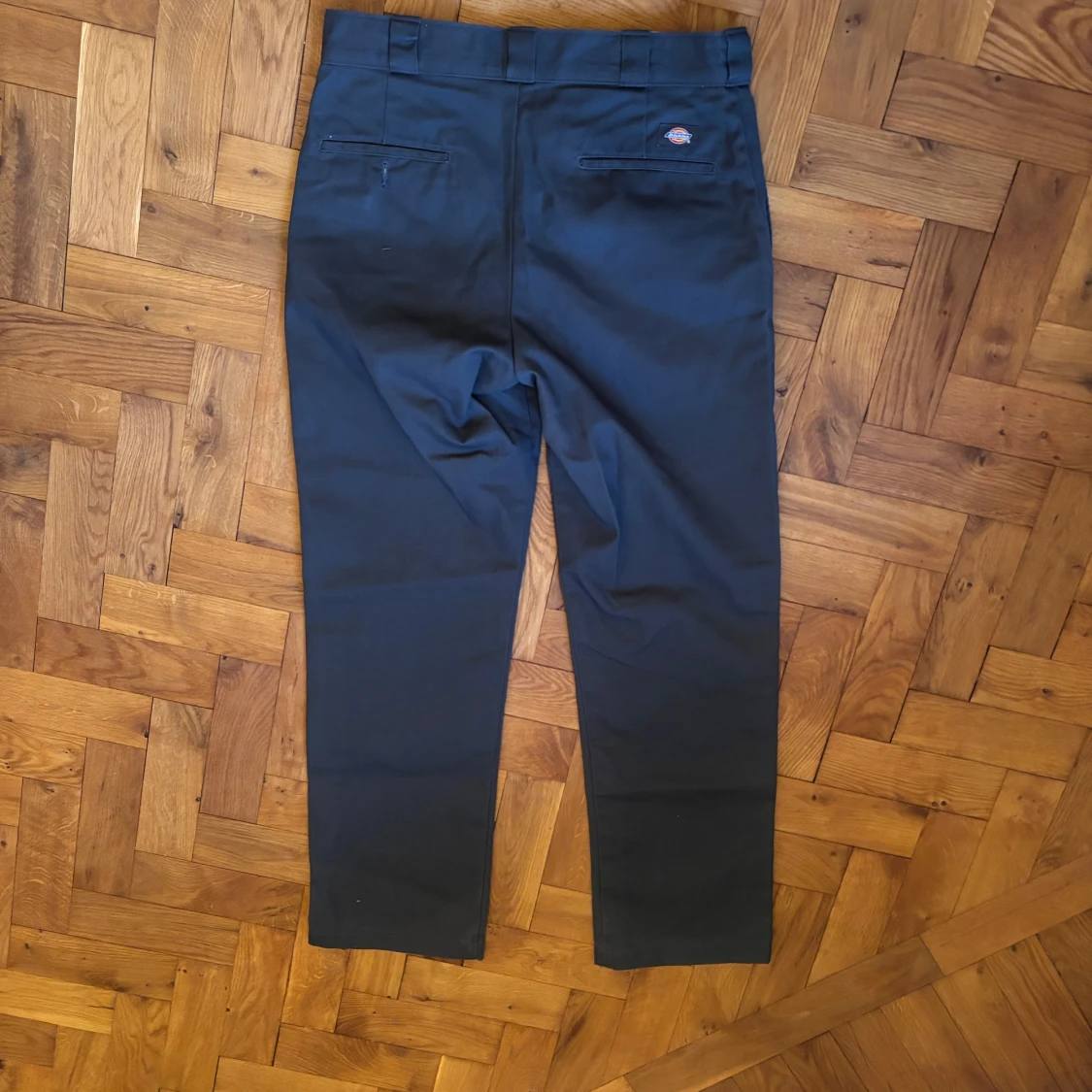 Grå byxor från Dickies - 1