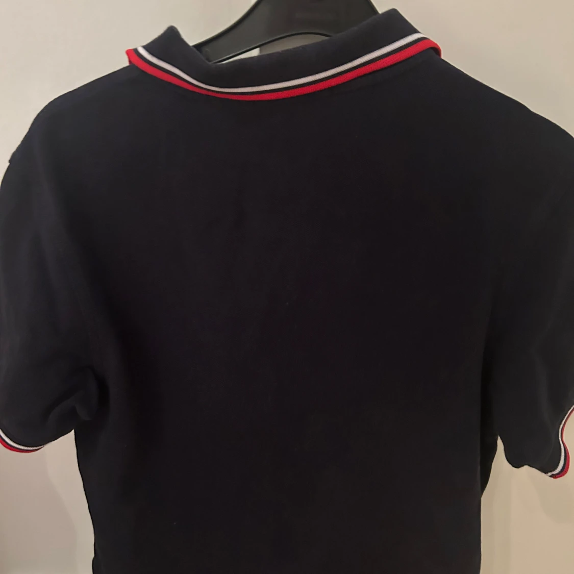 Svart pikétröja från Fred Perry - 1