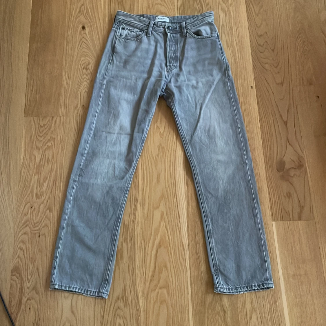 Grå jeans från Jack & Jones