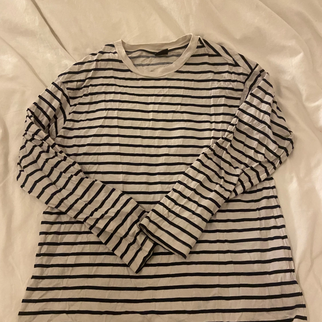 Randig långärmad tröja från Gina Tricot