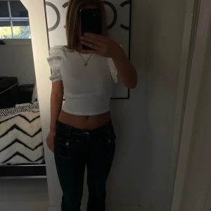 Fin vit top från zara!🤍🤍 - Aldrig använt!❤️