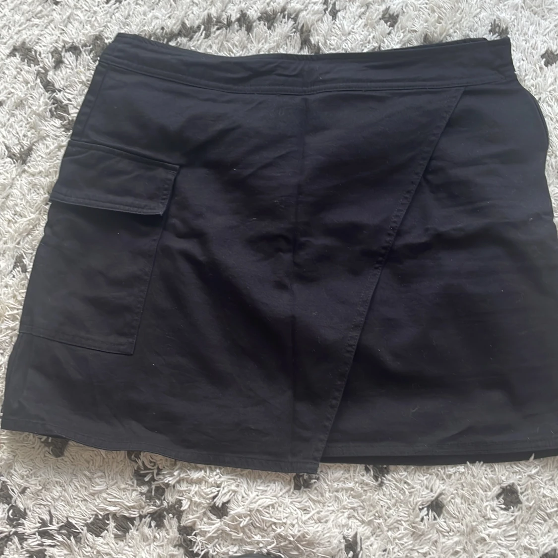 Svart kjol från Lindex