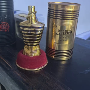 Jean paul Gaultier  - Perfekt till vinter, ca 55ml kvar av 75.