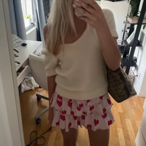 Volangkjol - Jättesöt kjol😍😍😍😍