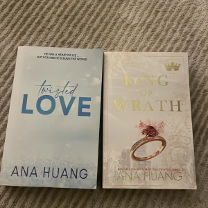 Twisten Love och King of Wrath av Ana Huang - Båda böckerna är i extremt bra skick !! 