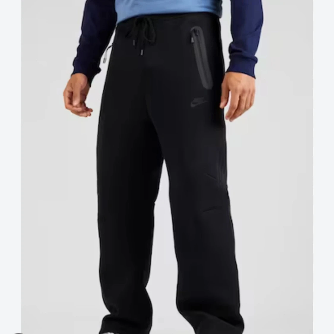 Nike Tech Fleece ” open wide fit” 