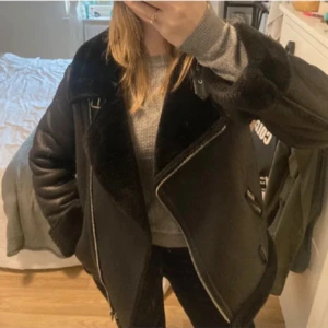 Vinterjacka - Saknar bälte, i bra skick