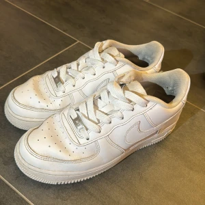 Nike air force 1 - Airforce i fint skick, sparsamt använda 