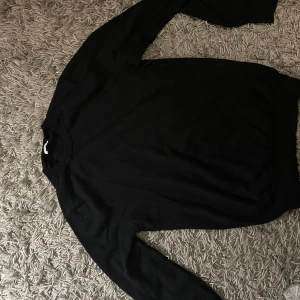 Filippa K tröja  - Tröja från Filippa k knappt använd 