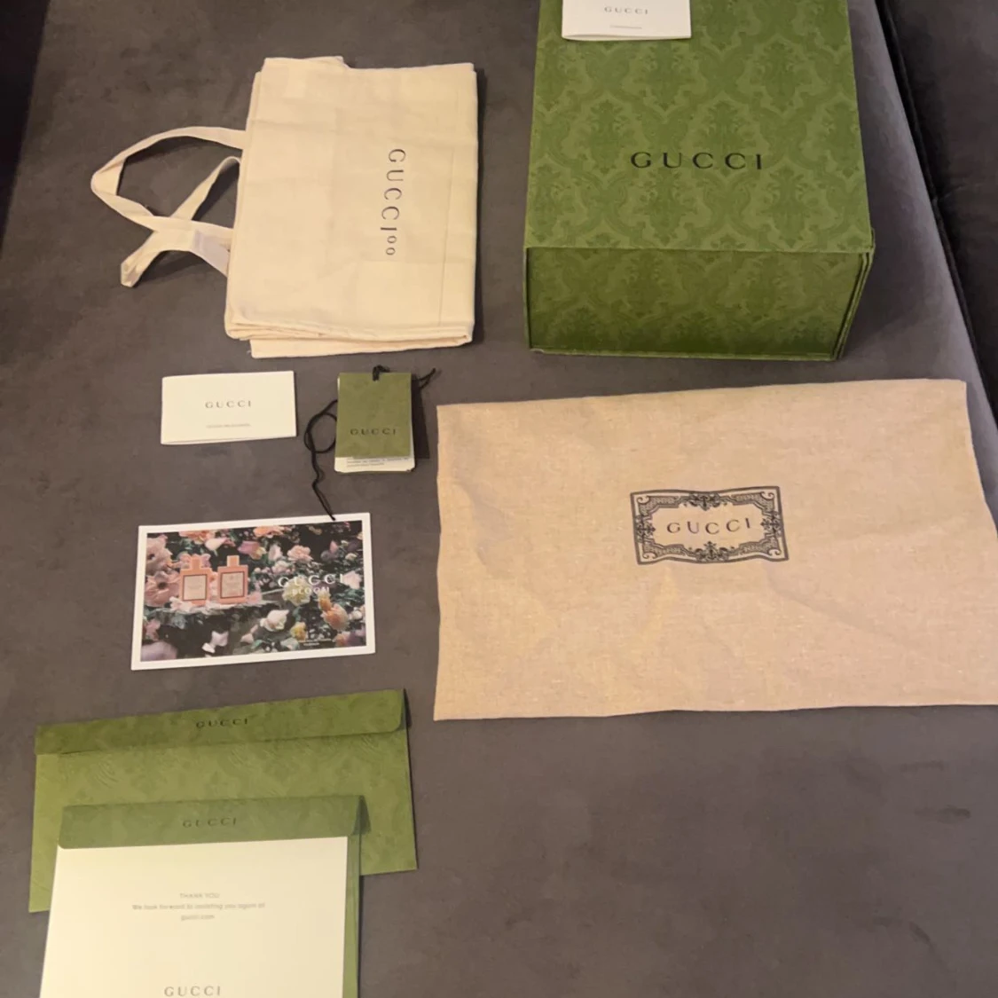 Gucci Snake Keps  - 90