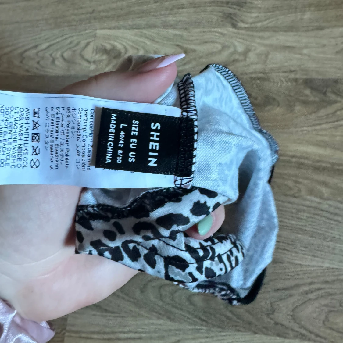 Leopardmönstrad topp från Shein - 91