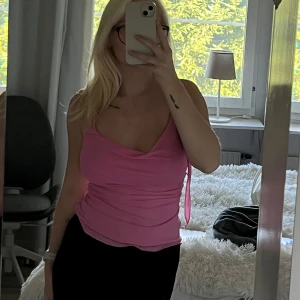 Mesh topp  - Mesh topp från pull and bear, knappt använd strl Xs