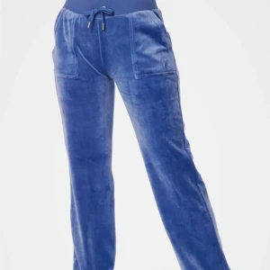 Blå mjukisbyxor i sammet - Säljer mina blåa juicy byxor. Vi kommer överens om ett pris💘