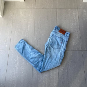Replay Anbass Jeans  - Säljer nu dessa blåa replay Anbass jeans, skriv för fler bilder/frågor🙌🏼