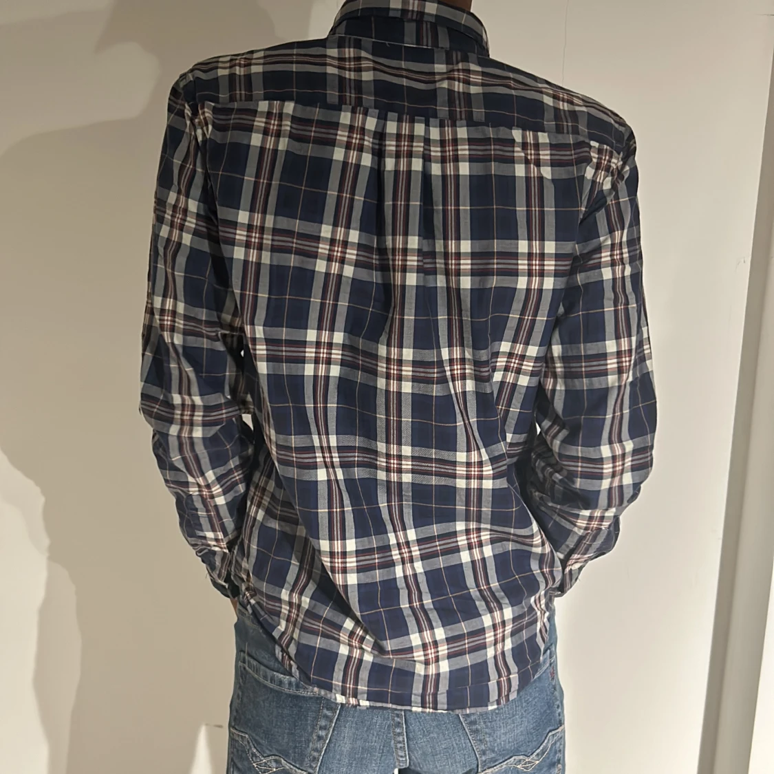 Rutig skjorta från Hackett London, stl 11-12 år - 90