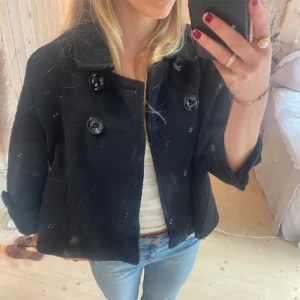 Kappa - SUPERSNYGG!! Perfekt nu till sensommar/hösten💕❣️