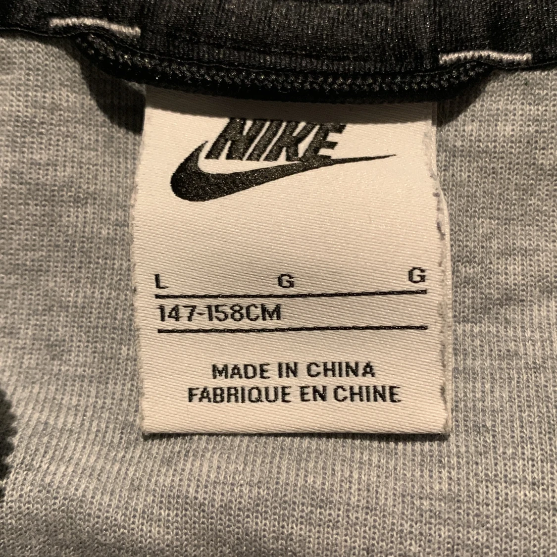 Grå Nike tech fleece - 90