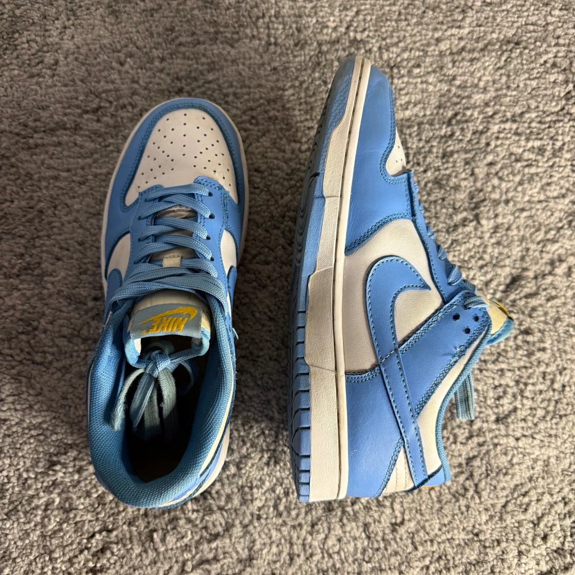 Ljusblå Nike Dunks  - 1