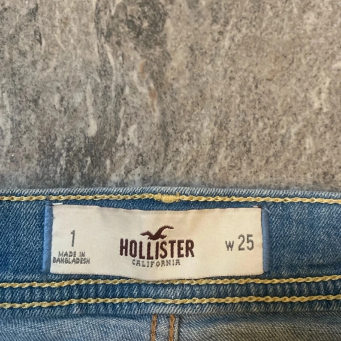 Blå jeansshorts från Hollister - 4