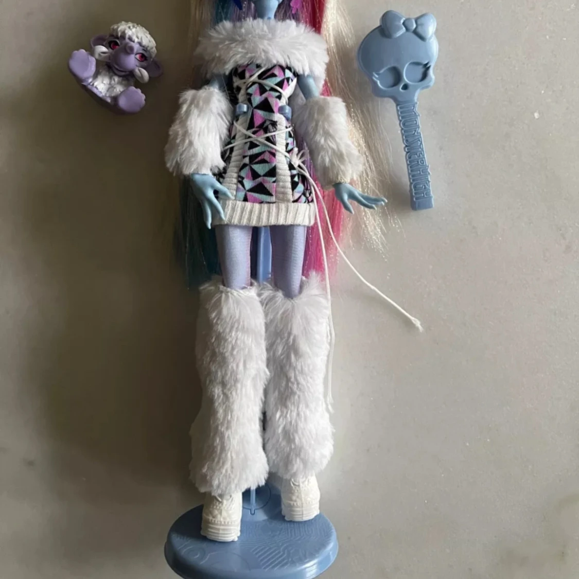 Monster High Abbey Bominable g1 - 91