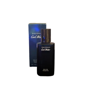 Davidoff Cool Water 40ml - Säljer min Davidoff Cool Water då jag inte längre använder den. Flaskan är på 40 ml, och på andra bilden kan du se hur mycket som finns kvar. Hör gärna av dig om du har några frågor, priset kan diskuteras.