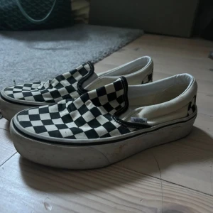 Vans slip pn - Vans skip on med plattform 