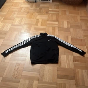 Adidas Cardigan  - Simpel men väldigt snygg tröja, toppenskick