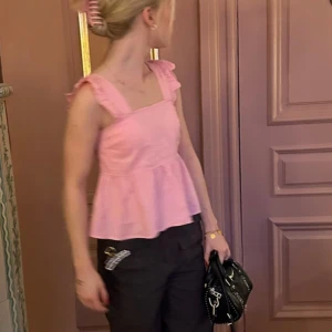 Rosa topp - Jättesöt rosa topp. Storlek xs. Skriv om du har några frågor 💗