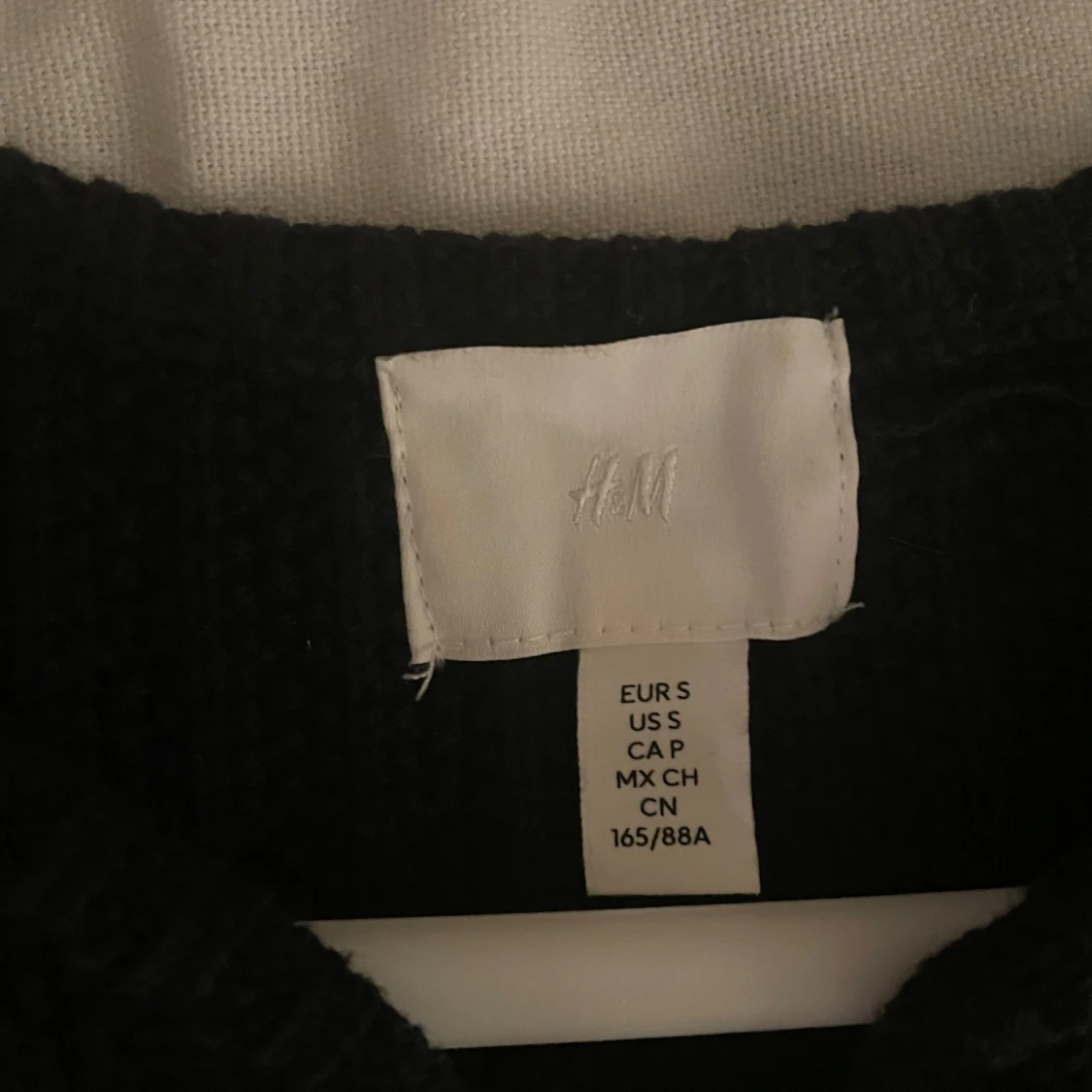 Svart kortärmad kofta från H&M - 90