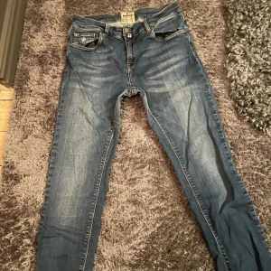 Morris jeans - Tjena säljer dessa Morris jeans| storlek 29/32 | Skick: 7/10 | Pris: 199kr |