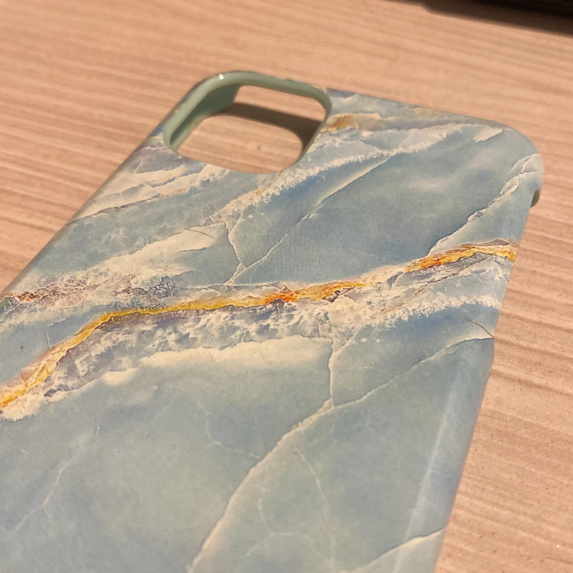 Blått mobilskal från iDeal of Sweden - 2