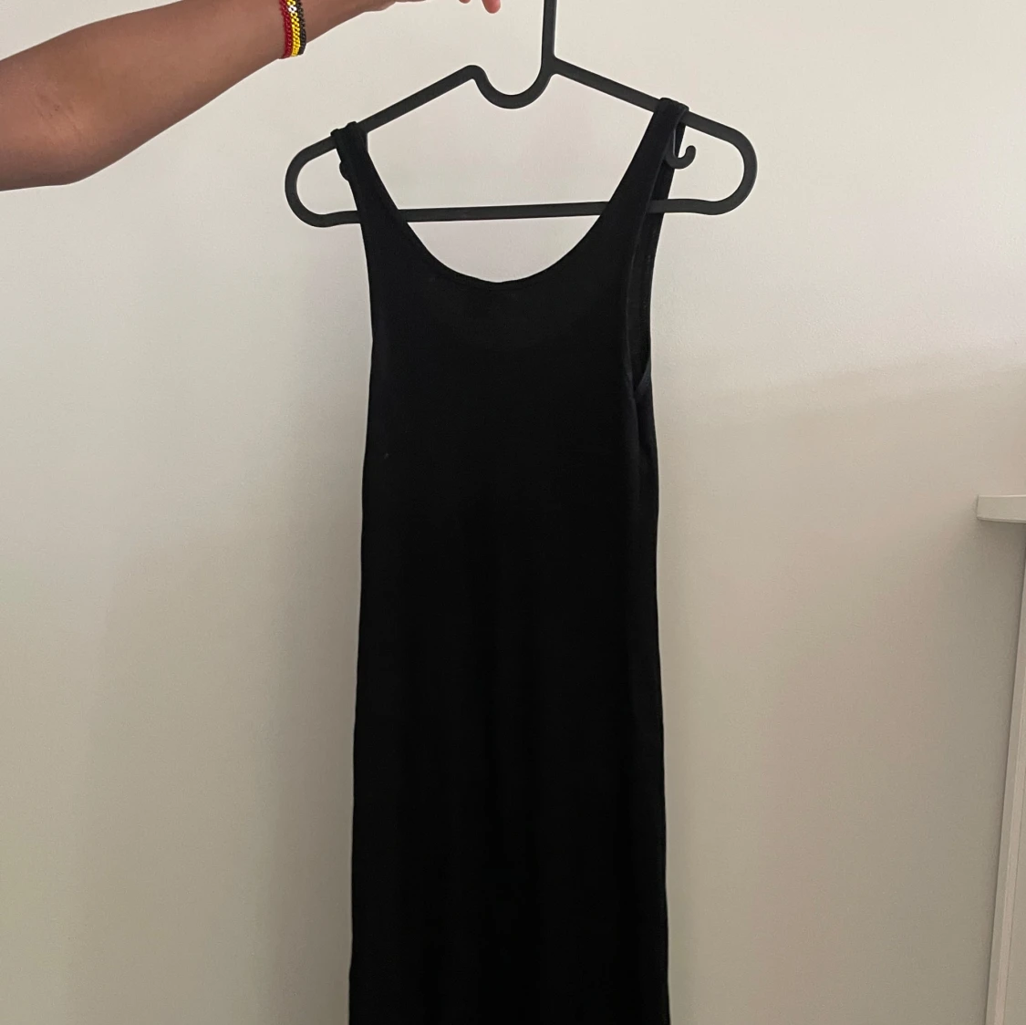 Svart långklänning