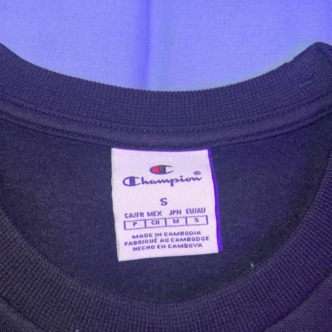 Svart sweatshirt från Champion - 3