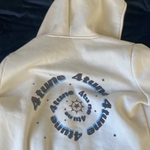 4tune kofta  - Helt ok